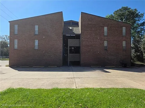 2038 Dickory Ave Photo 1