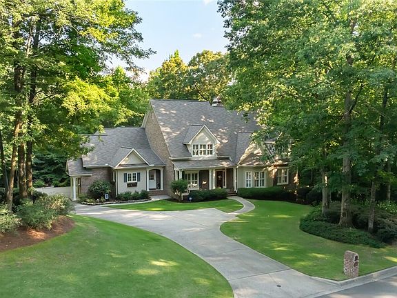 2nd image of 1221 Crown Pointe Blvd