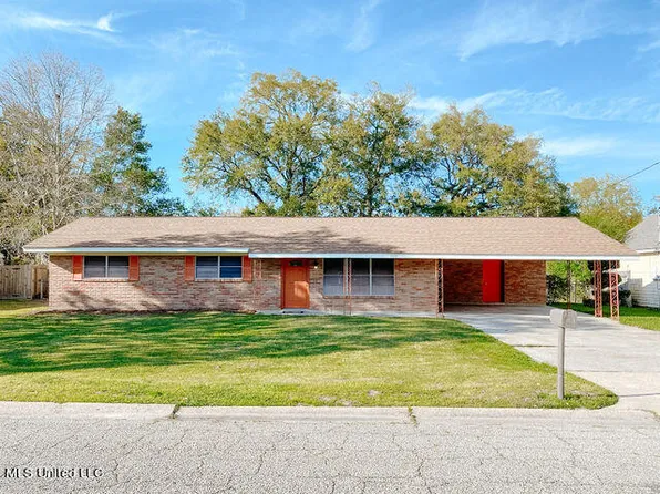 2530 Orleans Rd, Biloxi, MS 39531