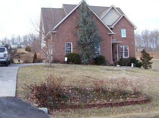 1816 Weaver Branch Rd, Piney Flats, TN 37686