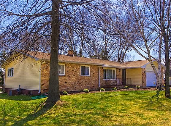 3rd image of 3571 Schutte Dr