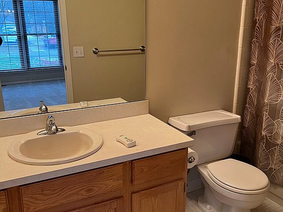 5th image of 39930 Crosswinds Dr