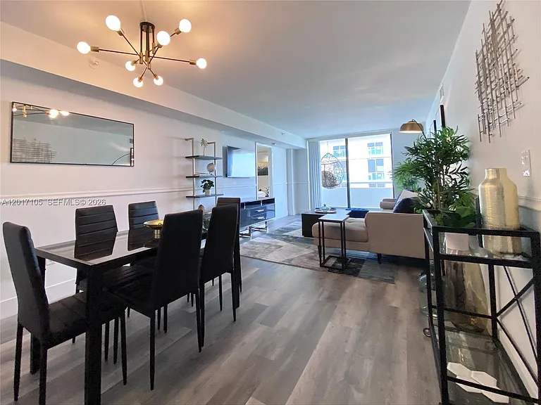 6820 Indian Creek Dr #9C — Photo 4