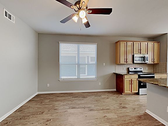 5th image of 9869 Birch Dr