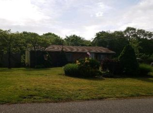 545 Chester Rd, Sayville, NY 11782