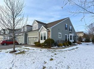 2 Autumn Ridge Dr, Hopkinton, MA 01748