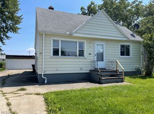 15371 Ashland Dr, Brookpark, OH 44142