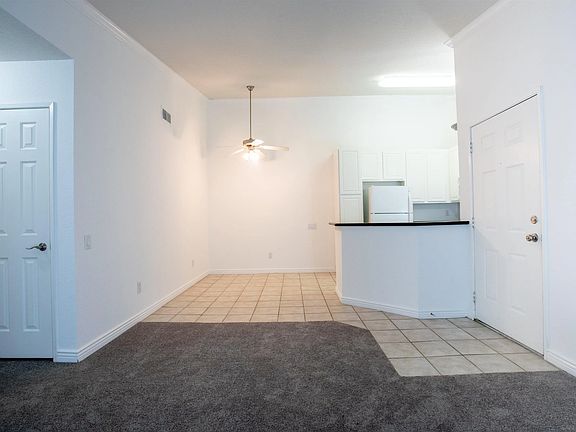 5th image of 78650 Avenue 42 APT 1510