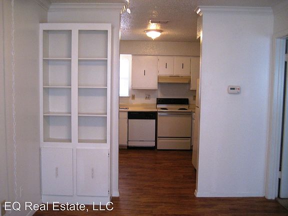 4th image of 2602 Penny Ln APT 104