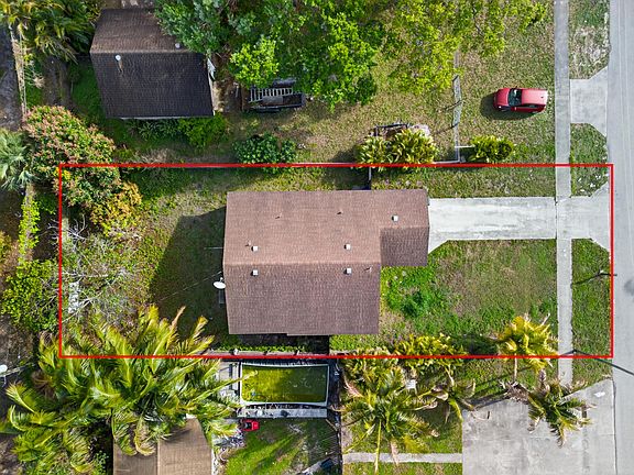 5th image of 328 Jennings Avenue