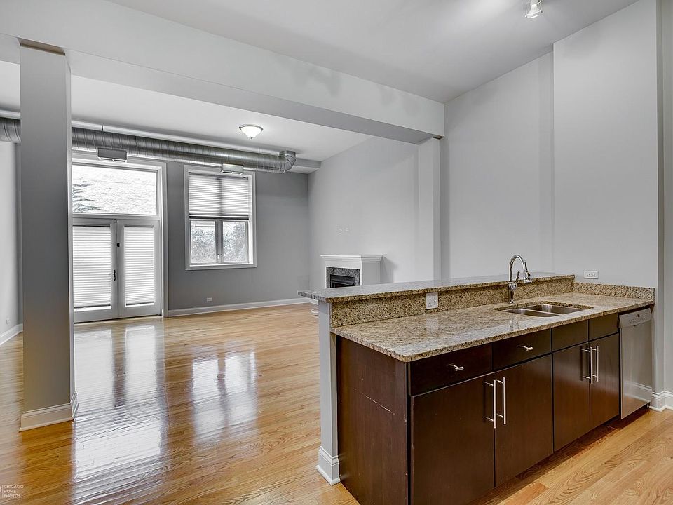 1st image of 2313 W Huron St #304