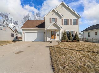 509 W 3rd St, Sandwich, IL 60548