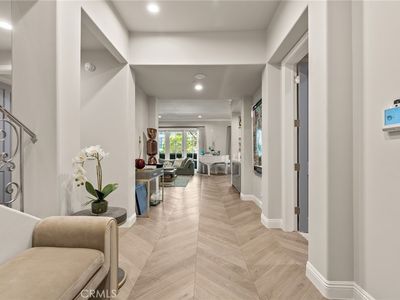 11500 San Vicente Blvd APT 202, Los Angeles, CA, 90049