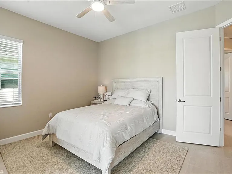 15027 Longs Ln — Photo 33