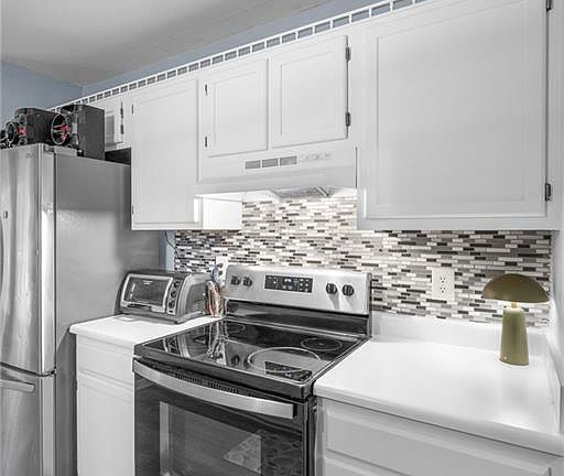 5th image of 26 Tesh St