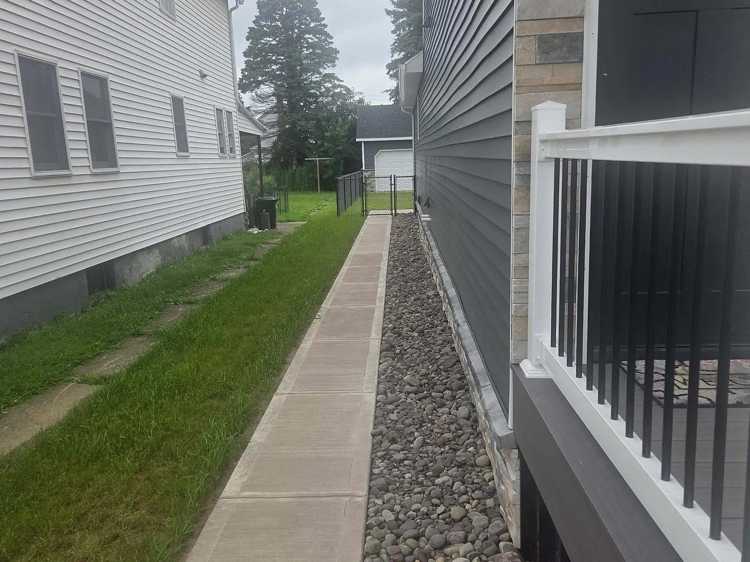 2 bed, 1600 sqft, $2,300 — Photo 4