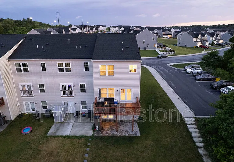 367 Ontario Dr #FALLING WATERS — Photo 86