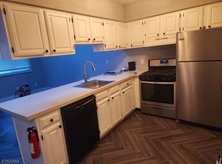 1 Augusta Dr UNIT 8, Vernon, NJ 07462