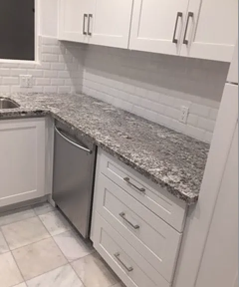 221 N Swall Dr #7 — Photo 3