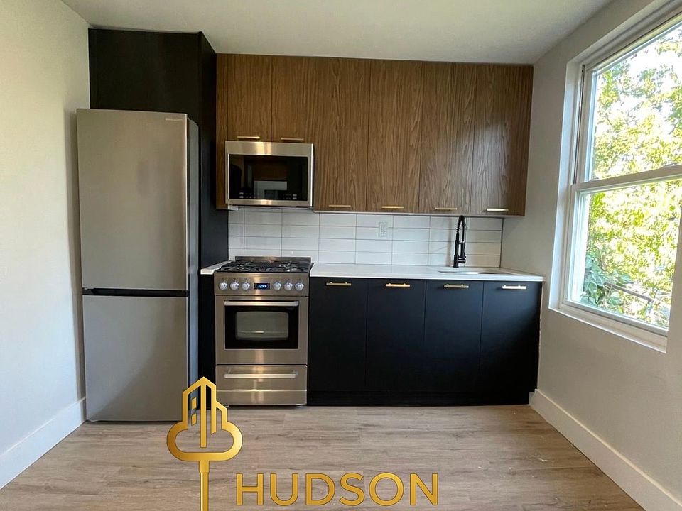 1st image of 60 Franklin St #3L