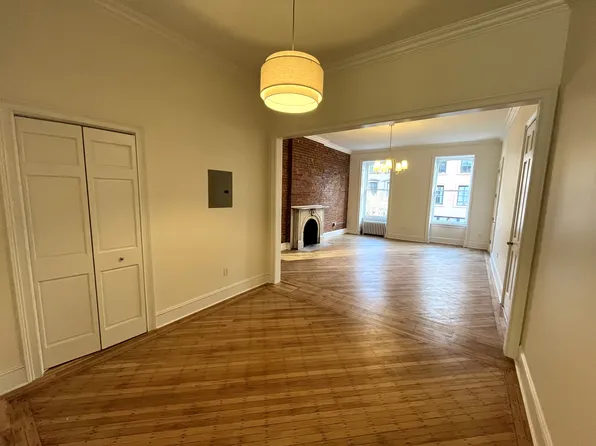 144 Montague Street image 1 of 12