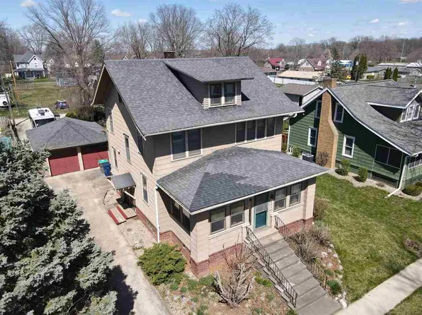 605 E 3rd St, West Liberty, IA 52776