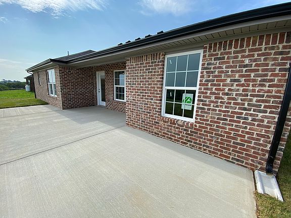 3rd image of 257 Windward Way