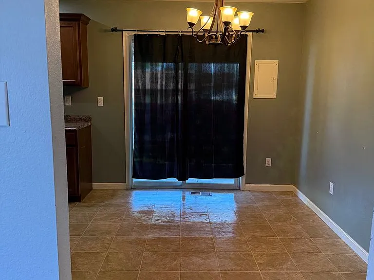 40 Massari Rd — Photo 10