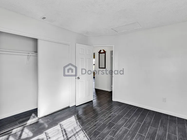 3387 Graywood Ct — Photo 21