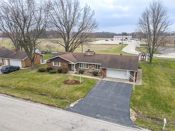 2nd image of 4906 W Hilltop Dr