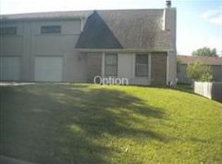 2911 University Dr, Lawrence, KS 66049