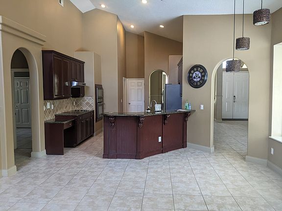 4th image of 8966 Heritage Bay Cir