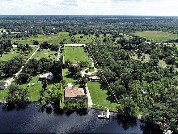 2nd image of 17161 Palm Beach Blvd