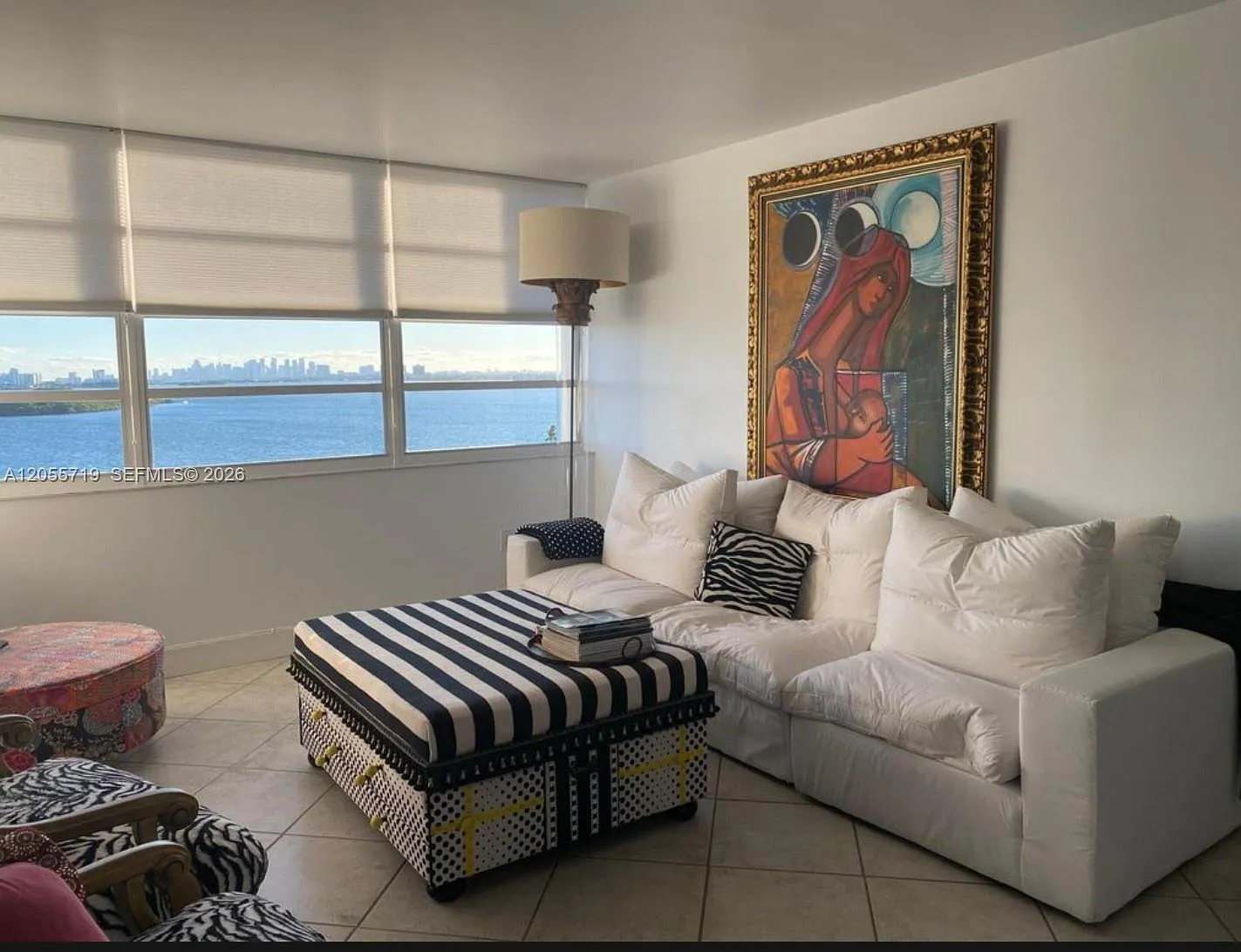 Majorca Towers Condo — Photo 3