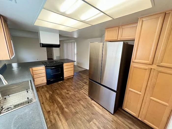 2163 Missouri St — Photo 3