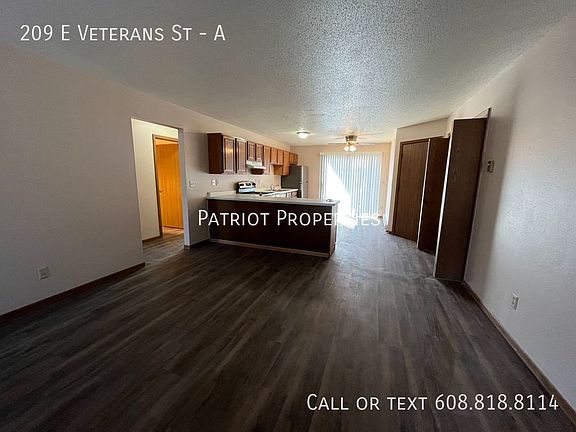 4th image of 209 E Veterans St APT A
