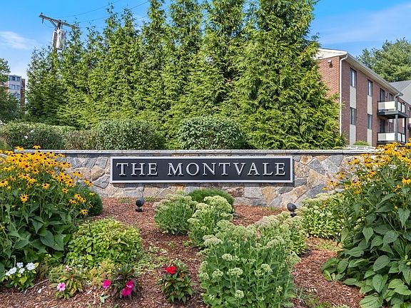 2nd image of 100 Ledgewood Dr APT 410
