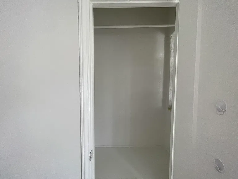 7450 Byron Ave #7 — Photo 3