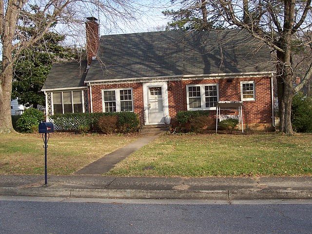 1st image of 251 Catalpa Dr