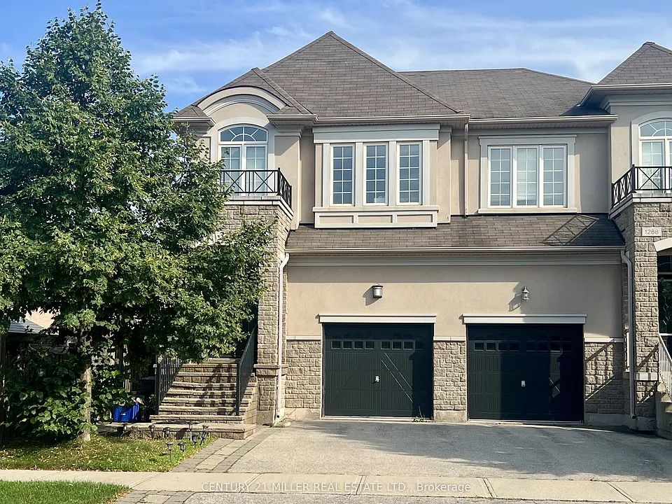 1290 Craigleith Rd