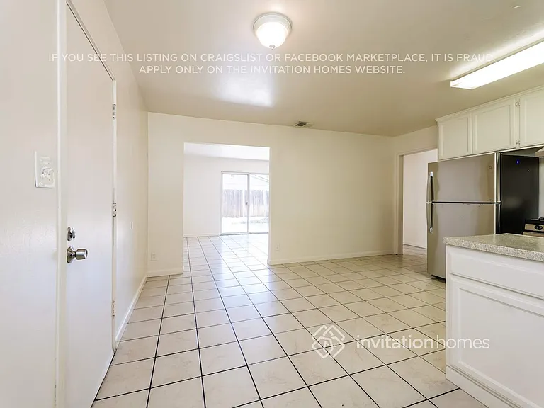 8892 Kelsey Dr — Photo 6