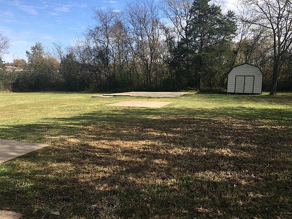 4th image of 1207 Hillakes Ln