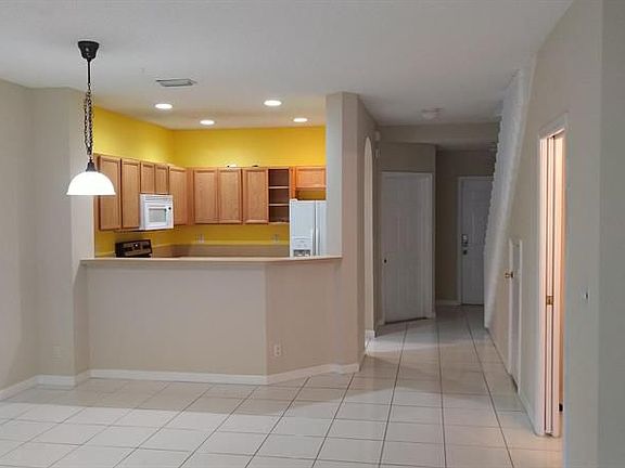 3rd image of 4883 Palmbrooke Cir