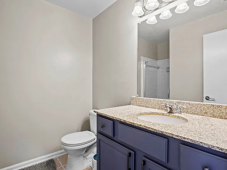 3178 Summit Square Dr #D2 — Photo 17