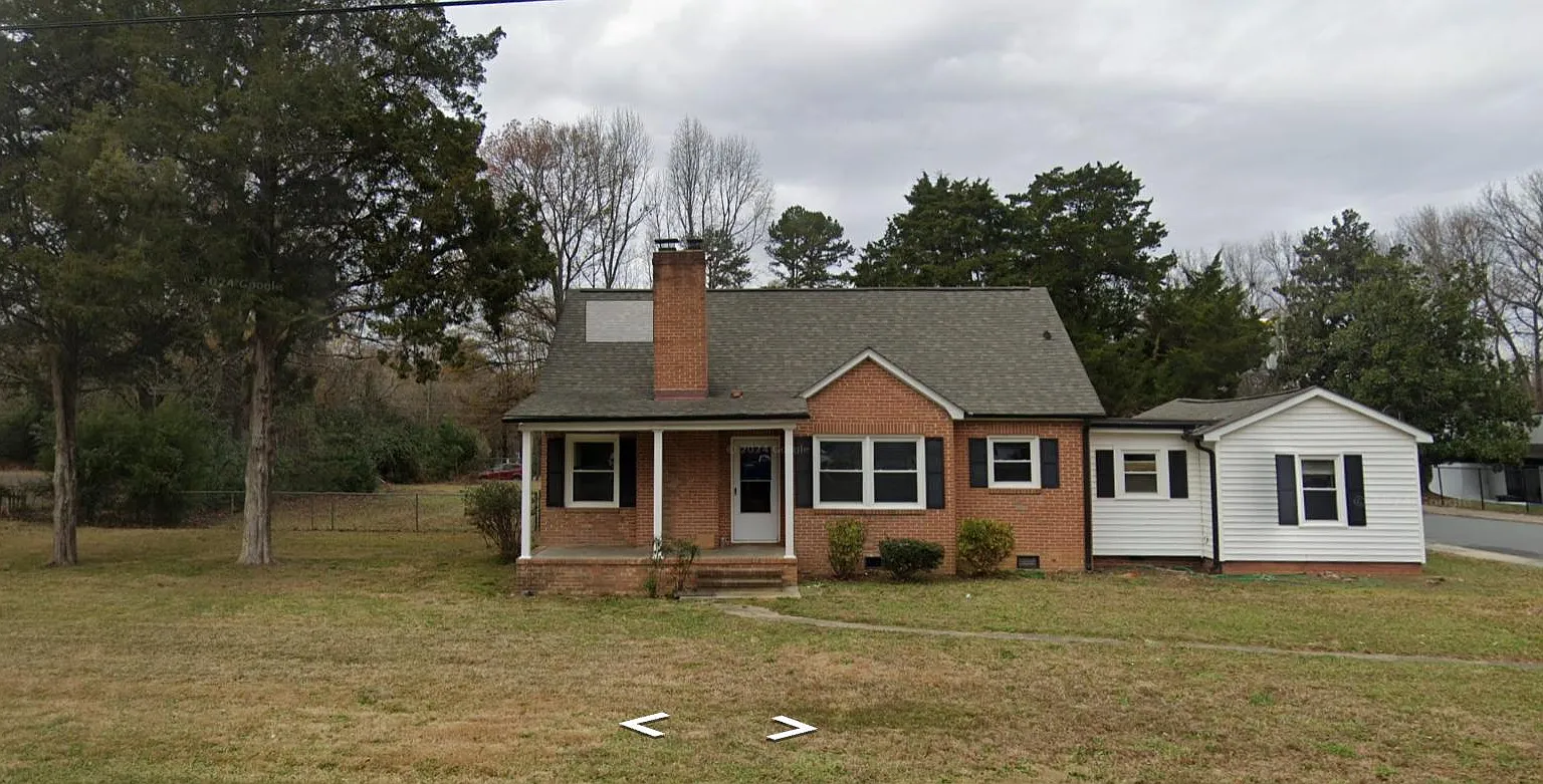 2225 Rama Rd — Photo 2