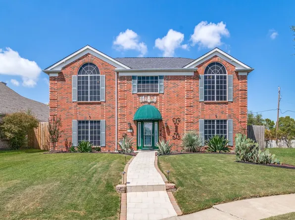 2829 Clearmeadow Dr, Mesquite, TX 75181