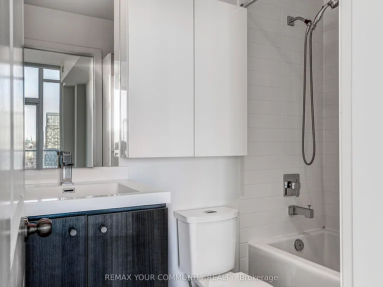 105 George St #Penthouse 8 — Photo 6