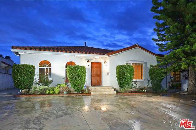 1st image of 6210 San Vicente Blvd #A