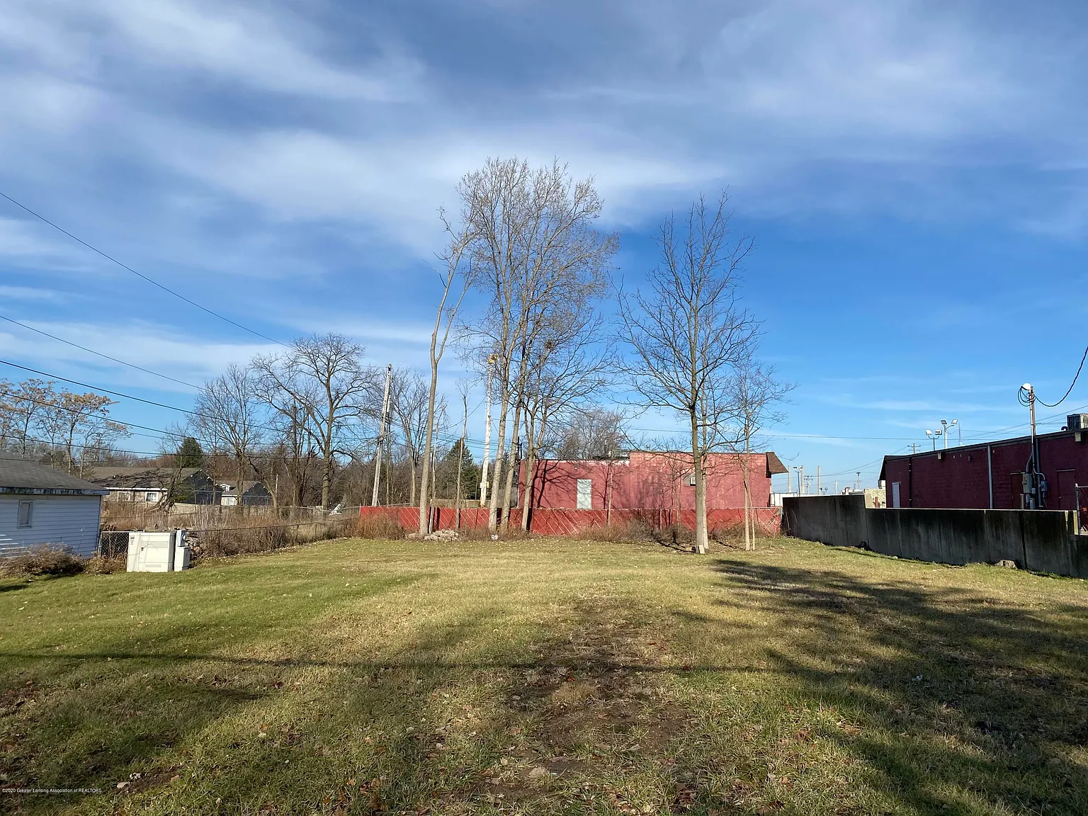 1118 Pierce Rd photo 1