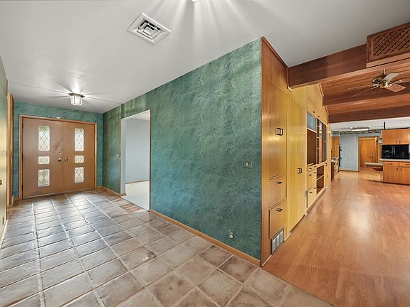 4th image of 534 Upper Mill Heights Dr